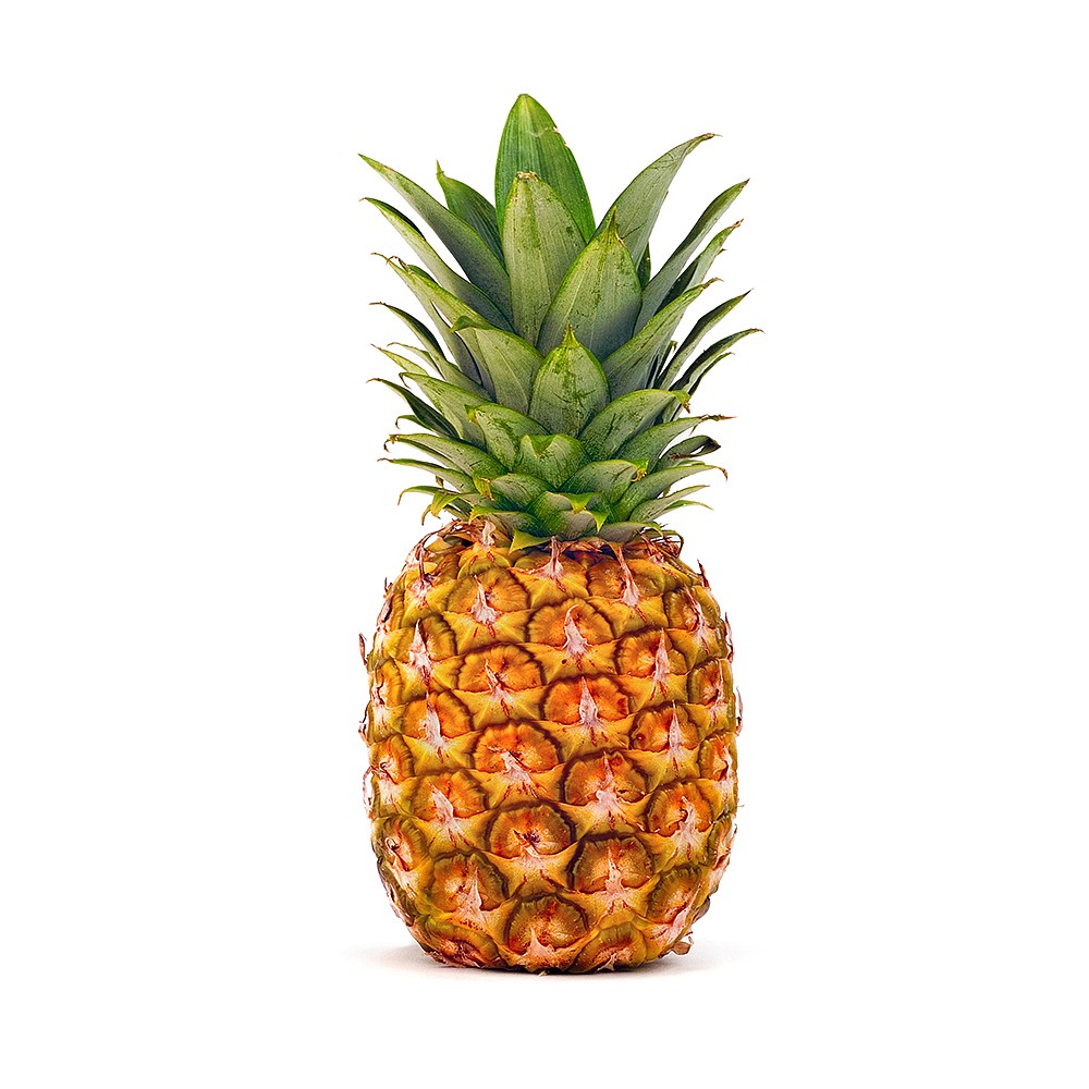Medium Pineapples/count